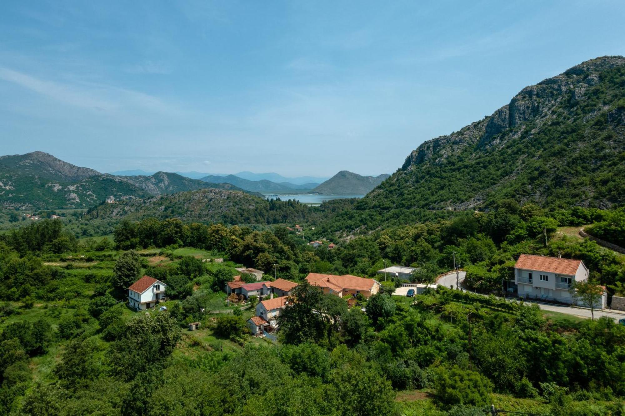 Green Hill Вирпазар Экстерьер фото
